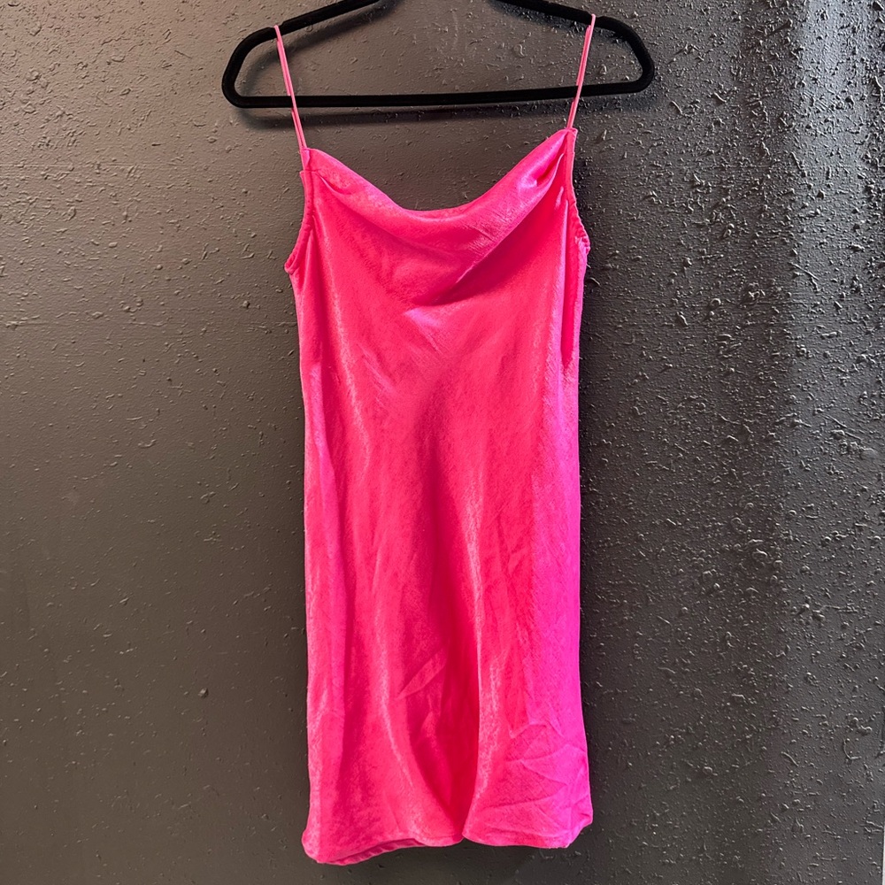 White Fox Size Small Womens Vibrant Pink Slip Dress